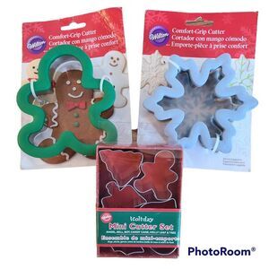 Wilton Christmas Comfort Grip Cookie Cutters Gingerbread Man Snowflake Angel NWT